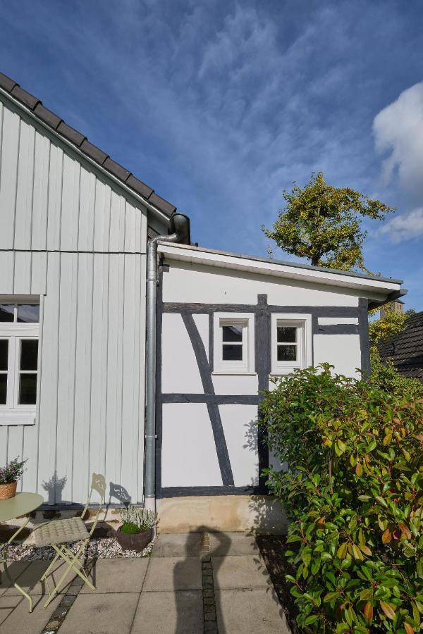 Ferienwohnung Im Fachwerkhof 'Haus In Bewegung' Seelscheid エクステリア 写真